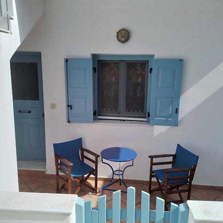 Blue House Villa Koronos Eksteriør bilde